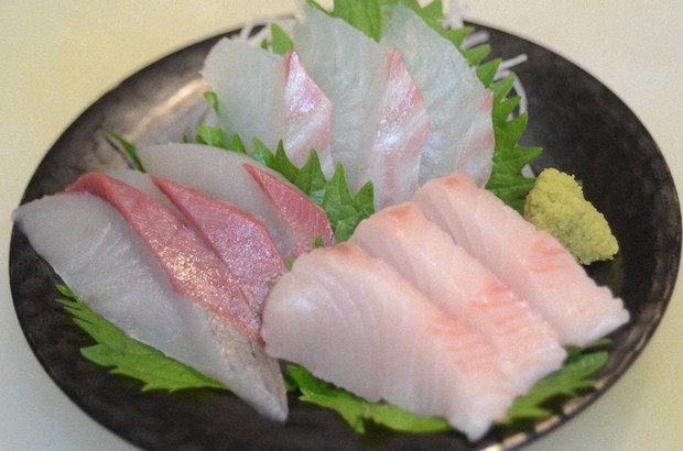 But did you realize that this is a cube of sashimi?